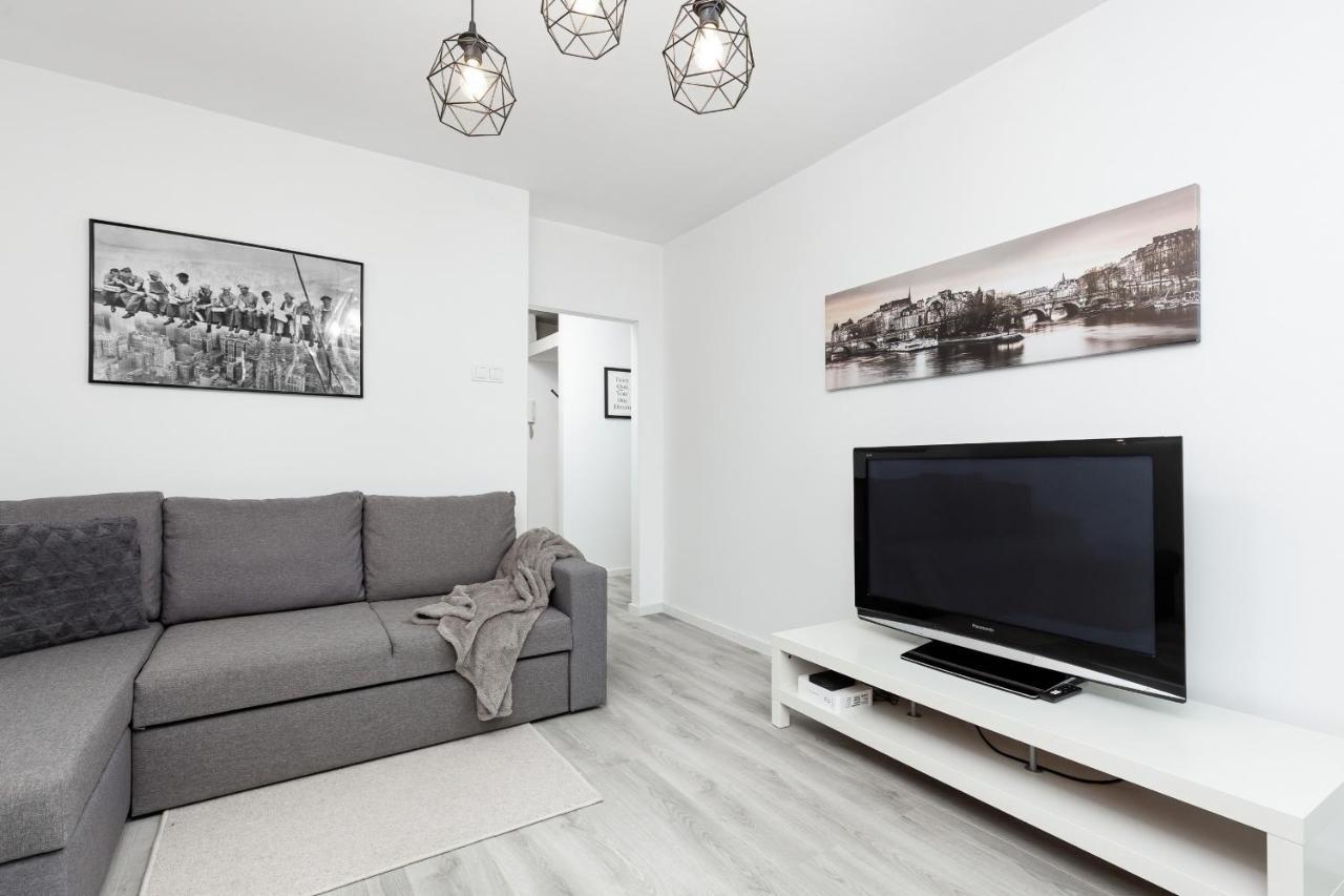 Studio City Center Zlota Street By Renters 华沙 外观 照片